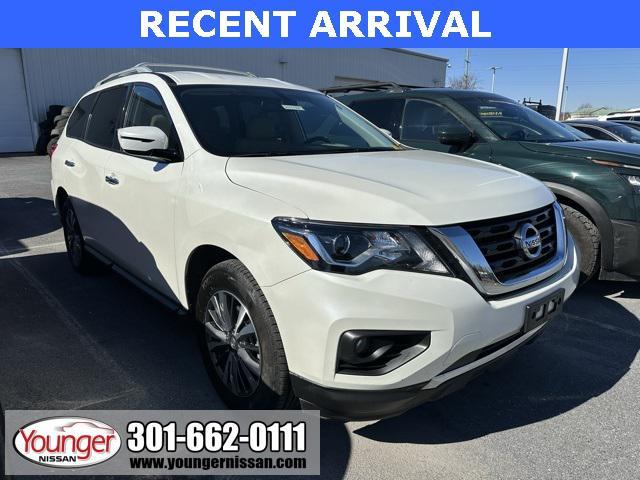 used 2018 Nissan Pathfinder car, priced at $21,000