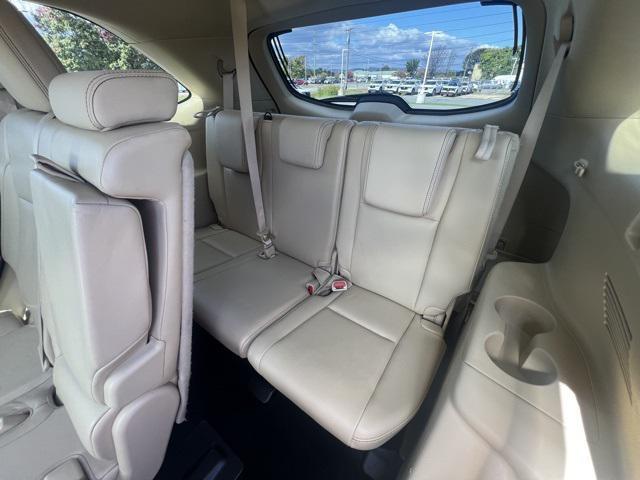 used 2015 Toyota Highlander car, priced at $17,600