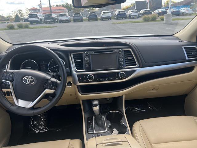 used 2015 Toyota Highlander car, priced at $17,600