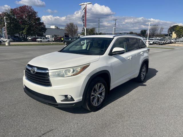 used 2015 Toyota Highlander car, priced at $17,600