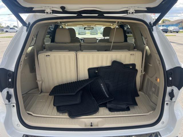 used 2015 Toyota Highlander car, priced at $17,600