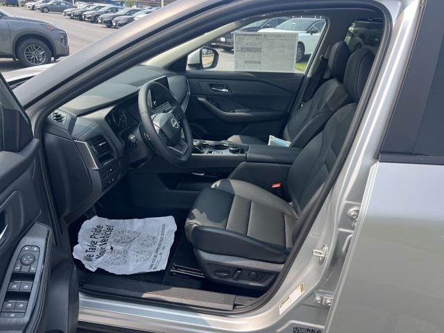 new 2025 Nissan Rogue car, priced at $32,922