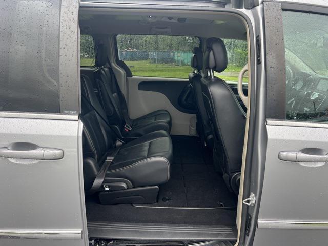 used 2014 Chrysler Town & Country car, priced at $8,750