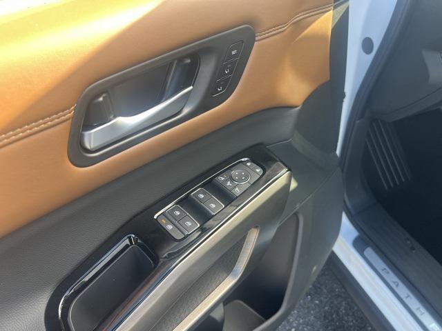 new 2025 Nissan Pathfinder car, priced at $43,835