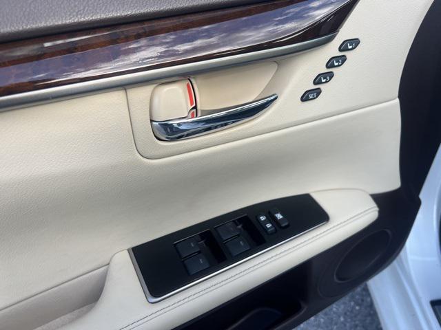 used 2016 Lexus ES 350 car, priced at $20,960