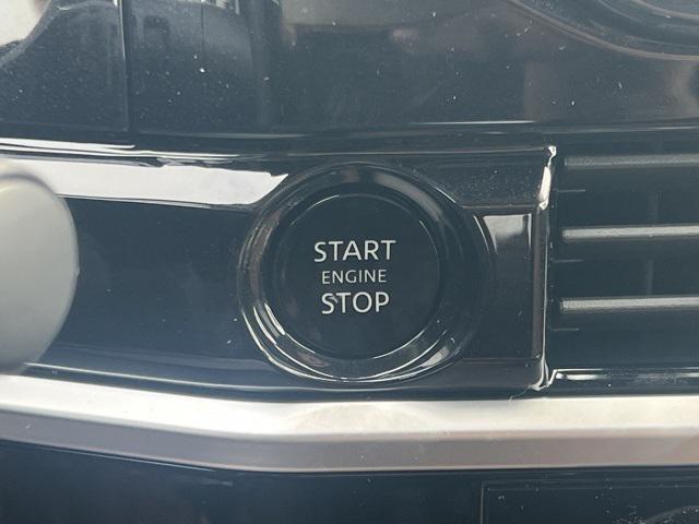 new 2025 Nissan Pathfinder car, priced at $45,313