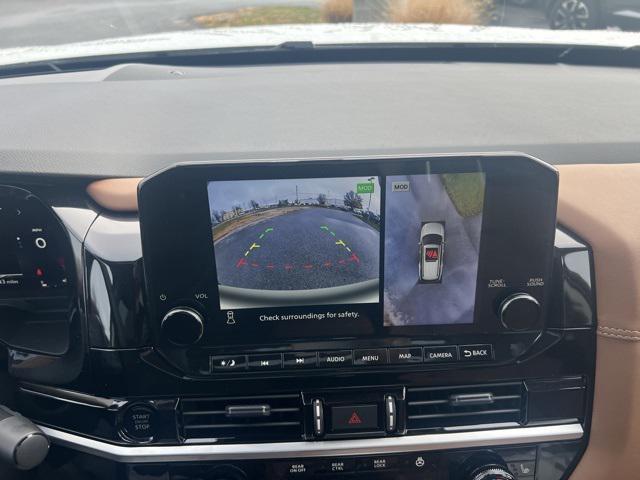 new 2025 Nissan Pathfinder car, priced at $45,313