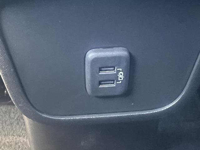 used 2022 Chevrolet Equinox car, priced at $22,850