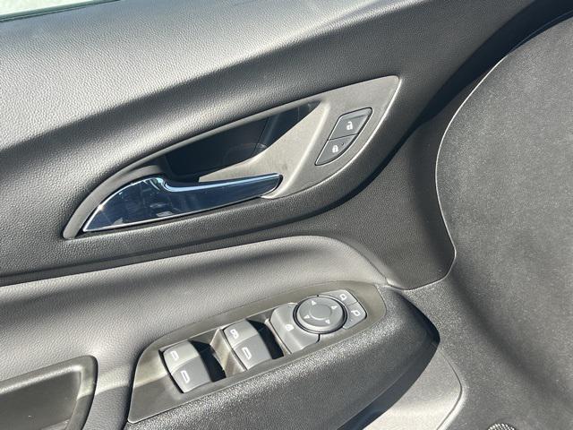 used 2022 Chevrolet Equinox car, priced at $22,850