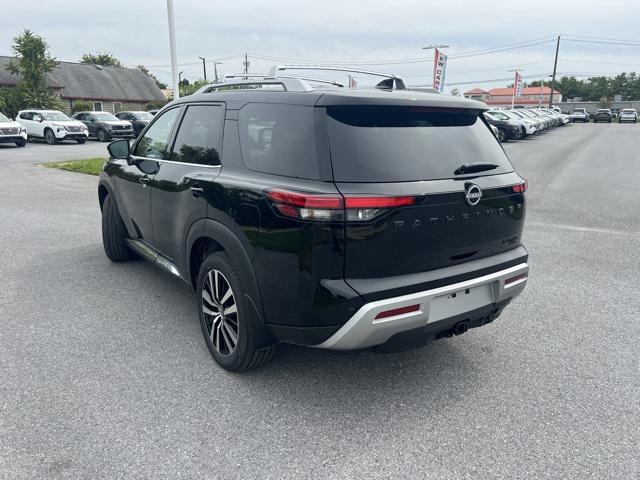 new 2025 Nissan Pathfinder car, priced at $44,744