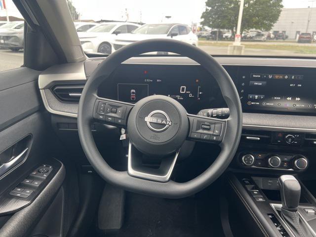 new 2025 Nissan Kicks car, priced at $25,355