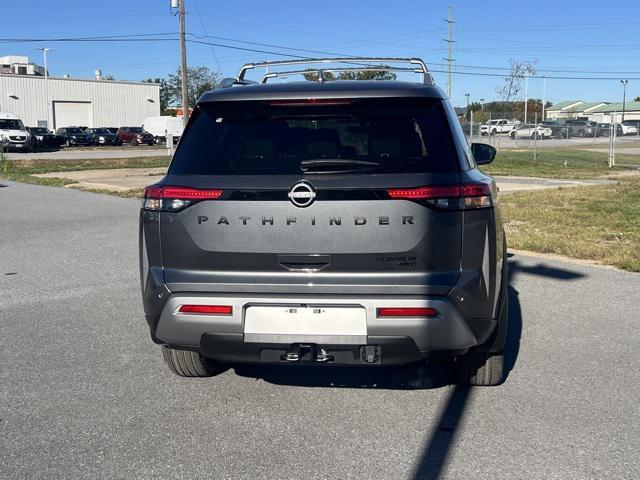 new 2025 Nissan Pathfinder car, priced at $44,359