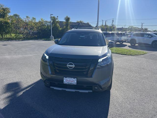 new 2025 Nissan Pathfinder car, priced at $44,359