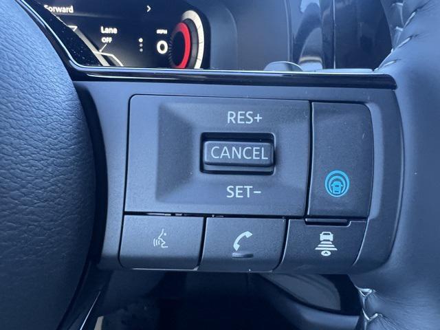 new 2025 Nissan Pathfinder car, priced at $44,359