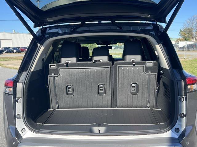 new 2025 Nissan Pathfinder car, priced at $44,359