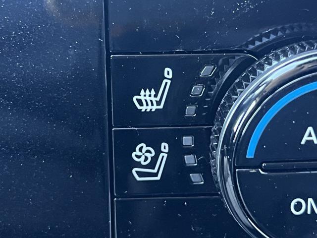 new 2025 Nissan Pathfinder car, priced at $44,359