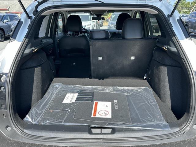 new 2025 Nissan Kicks car, priced at $28,412
