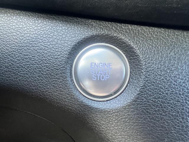 used 2020 Hyundai Santa Fe car, priced at $17,250