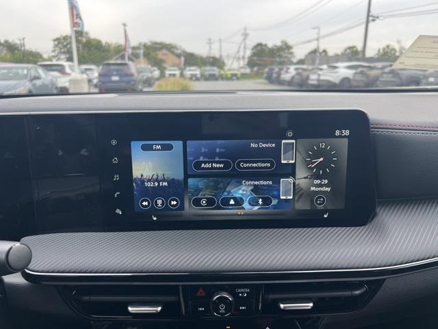 new 2025 Nissan Kicks car, priced at $30,069