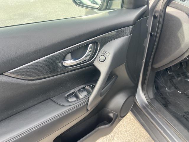 used 2015 Nissan Rogue car, priced at $12,600