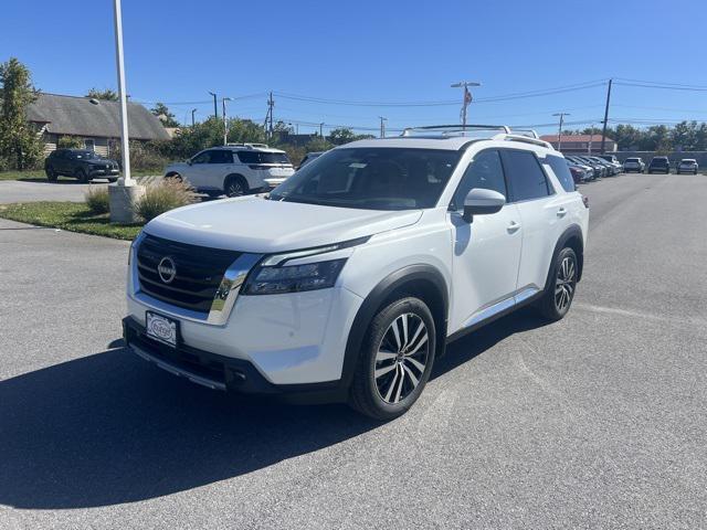 new 2025 Nissan Pathfinder car, priced at $44,822