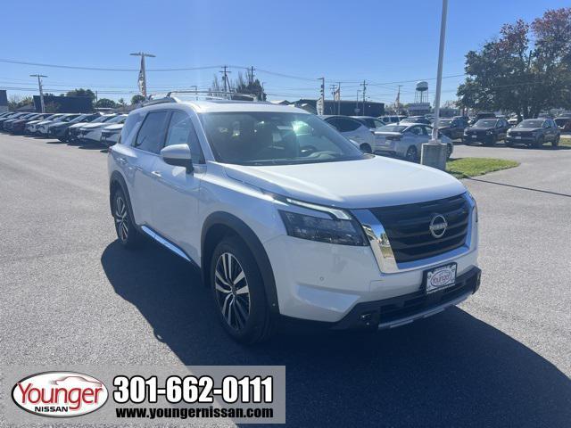 new 2025 Nissan Pathfinder car, priced at $44,822