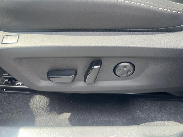 new 2025 Nissan Murano car, priced at $43,247