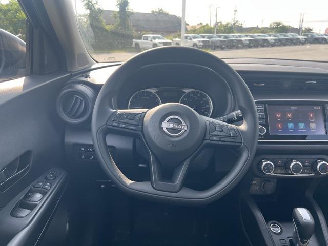 new 2025 Nissan Kicks car, priced at $22,121