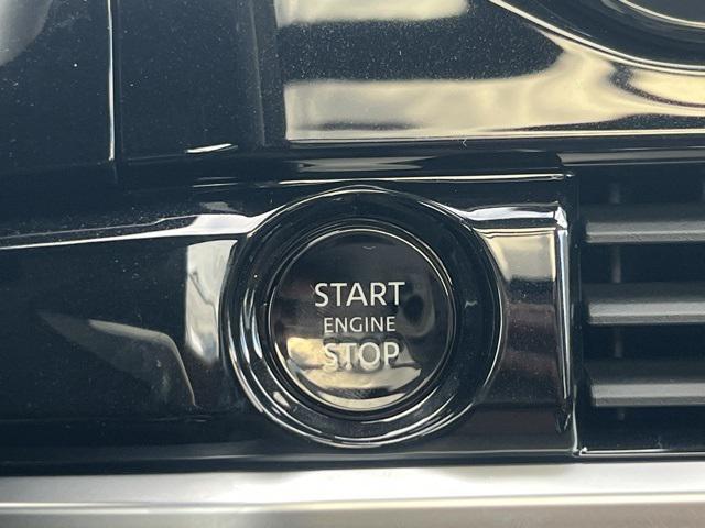 new 2025 Nissan Pathfinder car, priced at $44,332