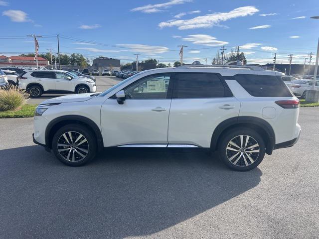 new 2025 Nissan Pathfinder car, priced at $44,332