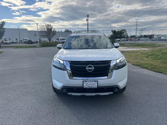 new 2025 Nissan Pathfinder car, priced at $44,332