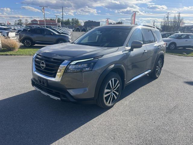 new 2025 Nissan Pathfinder car, priced at $43,346