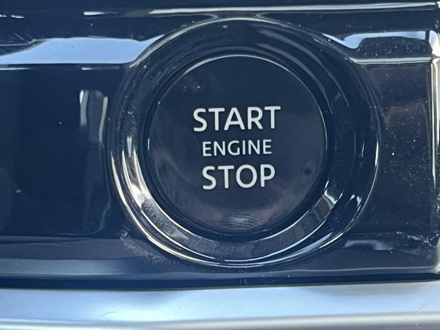 new 2025 Nissan Pathfinder car, priced at $43,346