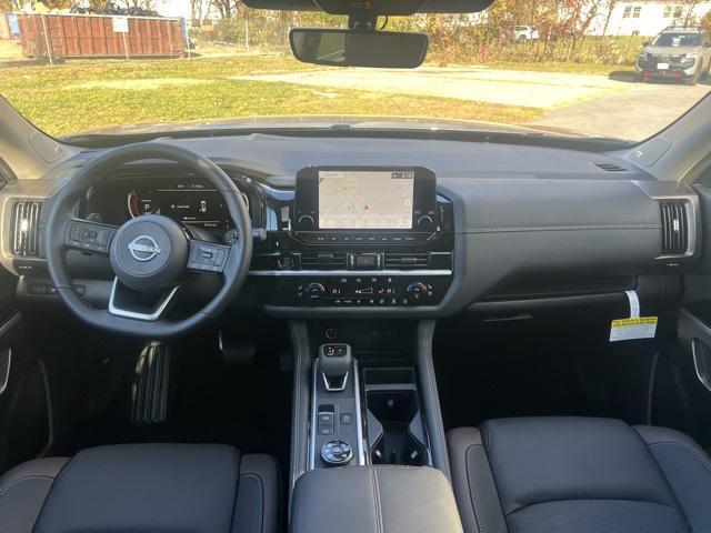 new 2025 Nissan Pathfinder car, priced at $43,346