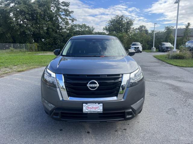 new 2024 Nissan Pathfinder car, priced at $34,238