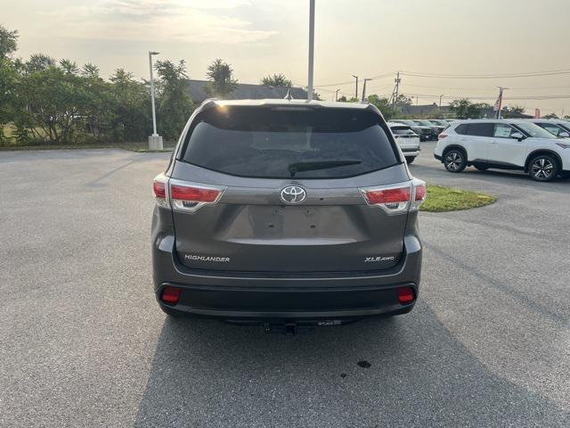 used 2015 Toyota Highlander car, priced at $16,443