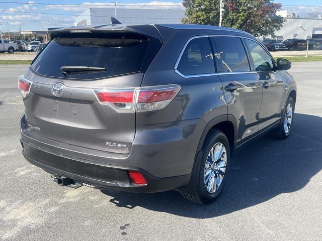 used 2015 Toyota Highlander car, priced at $14,600