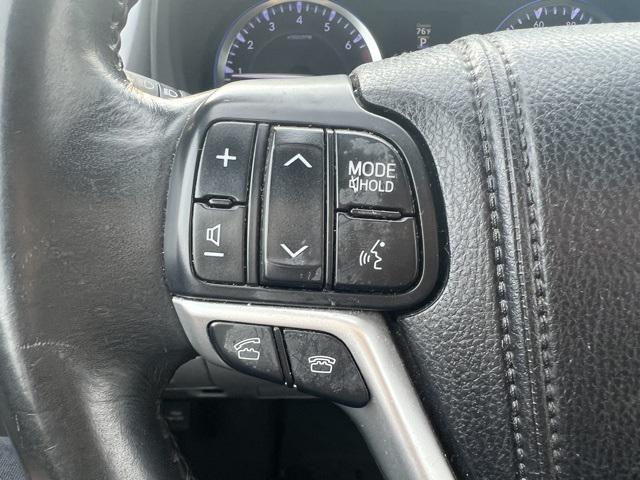 used 2015 Toyota Highlander car, priced at $16,443