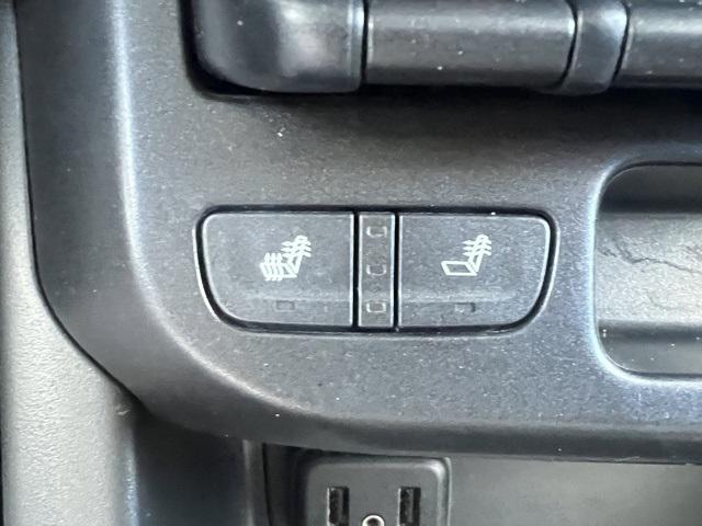 used 2022 GMC Canyon car, priced at $30,987