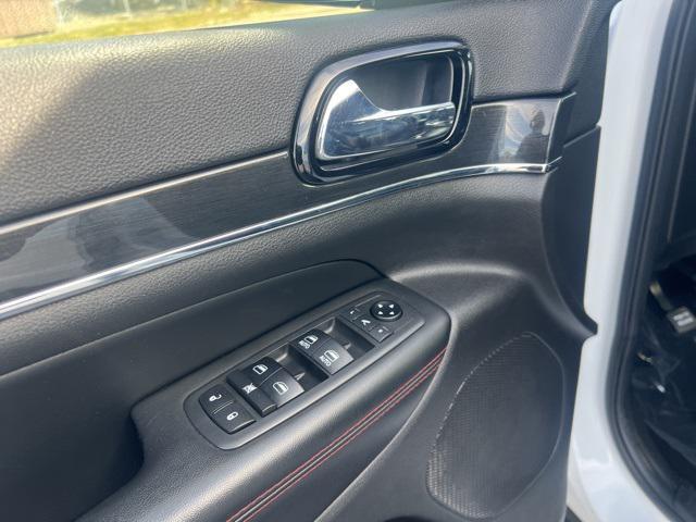 used 2019 Jeep Grand Cherokee car, priced at $16,400