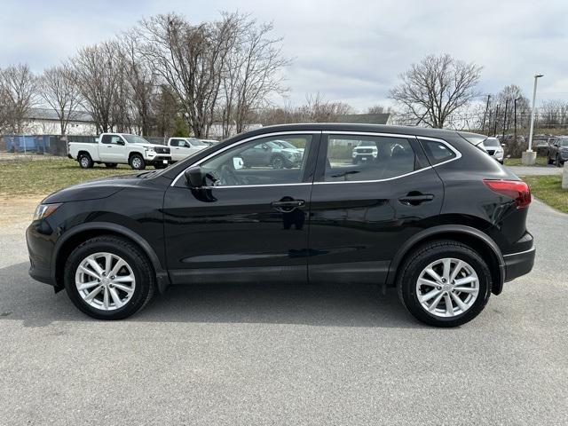 used 2018 Nissan Rogue Sport car, priced at $16,035