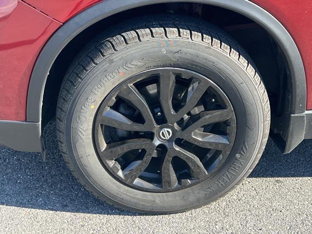 used 2020 Nissan Rogue car, priced at $15,425