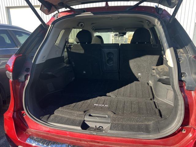 used 2020 Nissan Rogue car, priced at $15,425