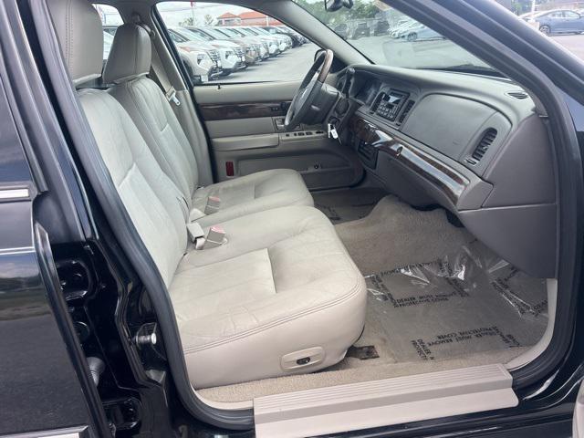 used 2008 Mercury Grand Marquis car, priced at $8,429