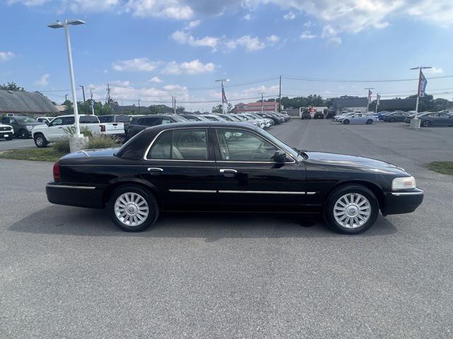 used 2008 Mercury Grand Marquis car, priced at $8,429