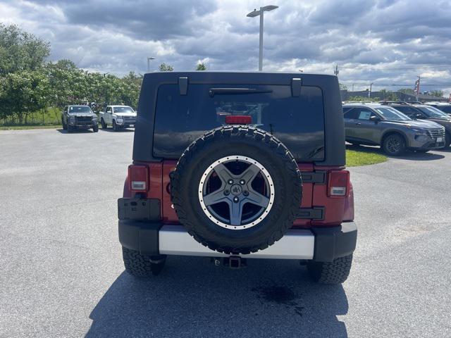 used 2013 Jeep Wrangler Unlimited car, priced at $14,000