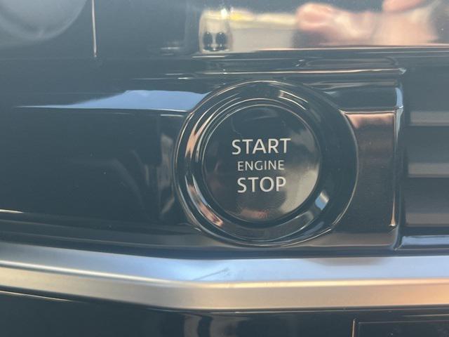 new 2025 Nissan Pathfinder car, priced at $45,604