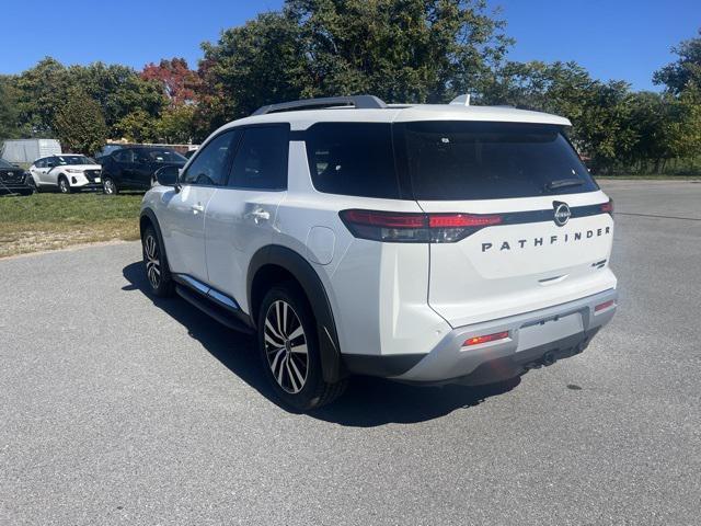 new 2025 Nissan Pathfinder car, priced at $45,604