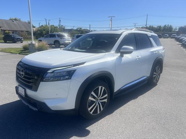 new 2025 Nissan Pathfinder car, priced at $45,604