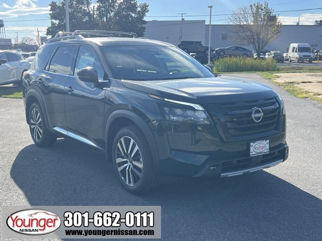 new 2025 Nissan Pathfinder car, priced at $44,359
